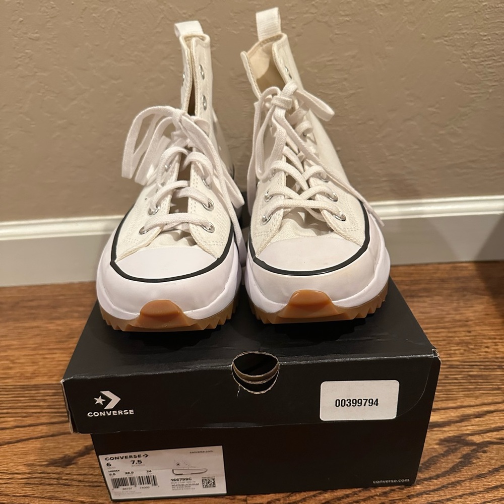 Converse Women's Cream Platform Sneakers - Picture 2 of 5